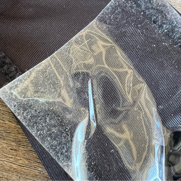 SKIMS Cheeky Tanga Bikini Bottom Onyx Black Sexy Swimwear SW-TAN-0783 Med NWT - Picture 6 of 11